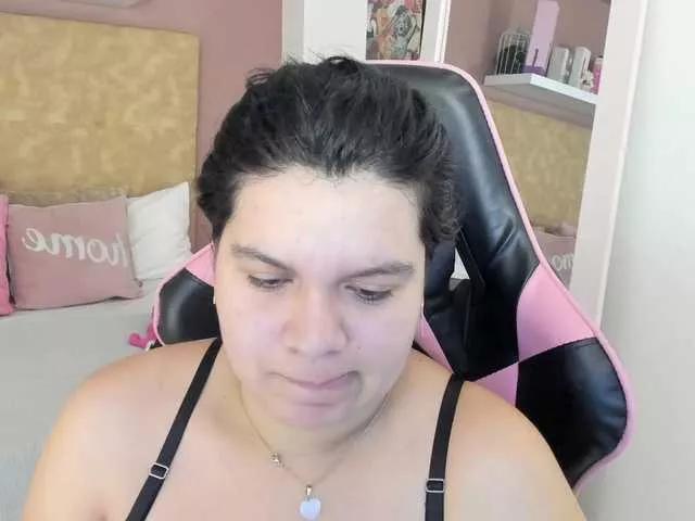 meganferrer1 on BongaCams 