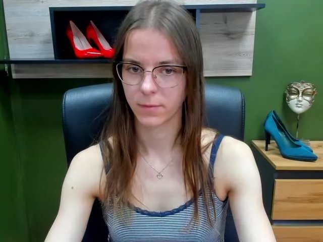 Offline MegiKiss on BongaCams
