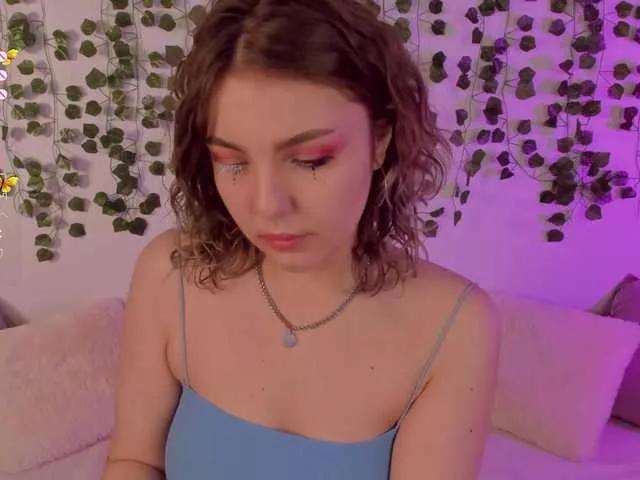 Melanie-Baker on BongaCams 
