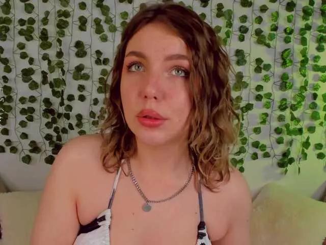 Melanie-Baker on BongaCams 