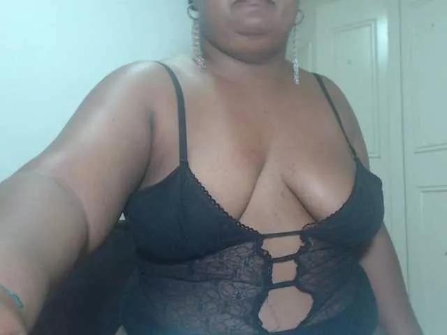 MelodyHall on BongaCams 