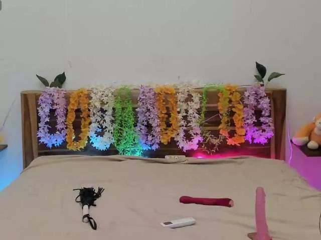 miatropica02 on BongaCams 