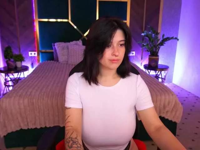 MikiiKiwi on BongaCams 