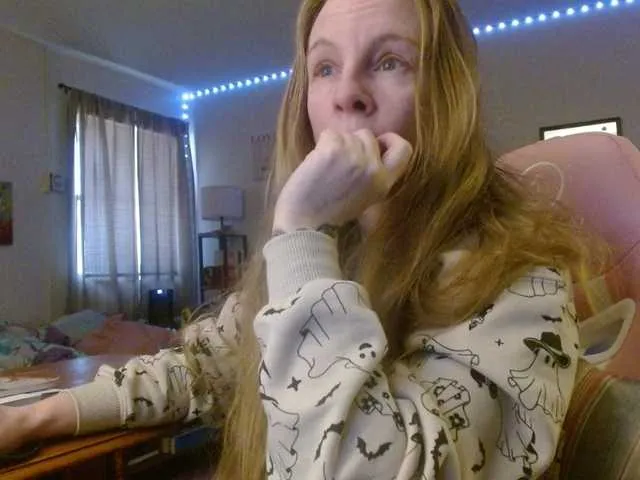 BongaCams MilaStoned is Freechat MilaStoned — Happy Wednesday!Spoil me with tokens @remain tokens remain in today's goal!