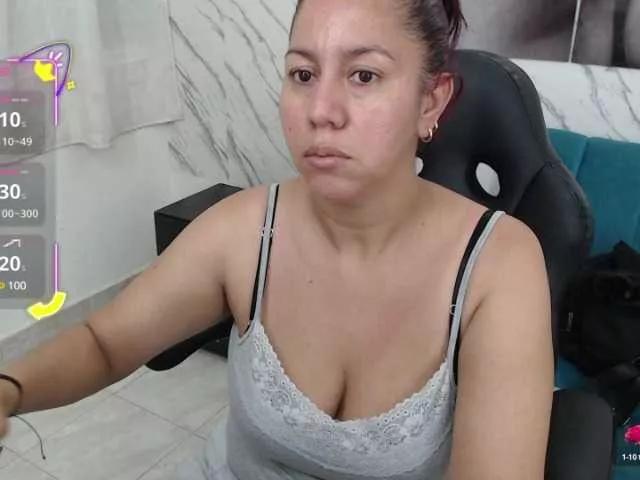 MILF-LOVENS on BongaCams 