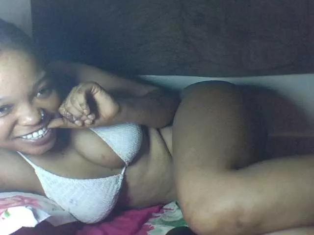 Miss-riri on BongaCams 