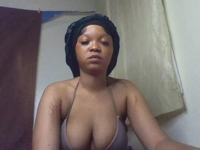Miss-riri on BongaCams 
