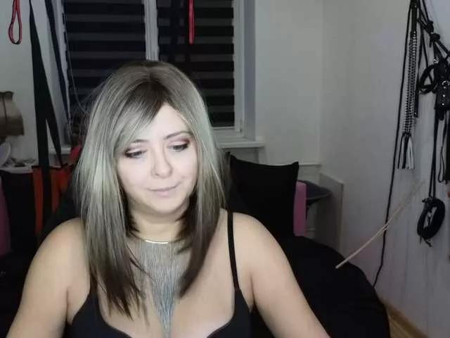 missGODDESS on BongaCams 