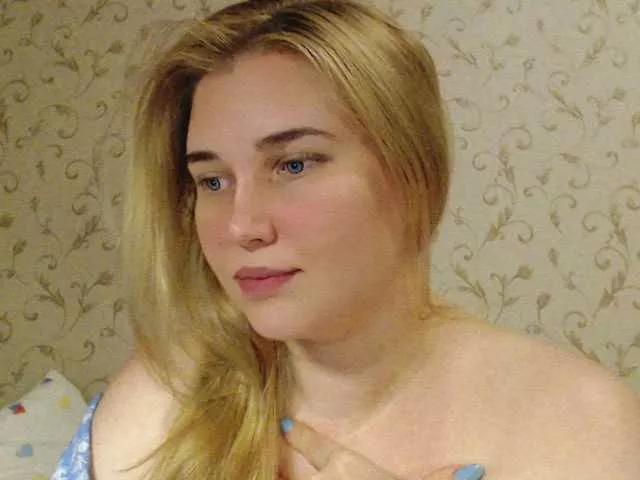 MissLilyAbrams on BongaCams 