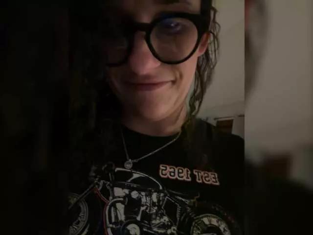 MissNikitty2u on BongaCams 