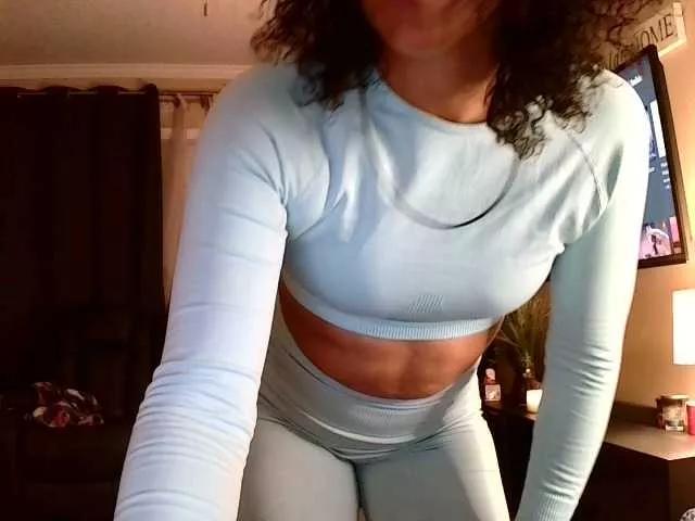 MissNikitty2u on BongaCams 