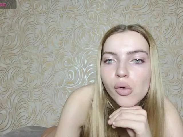 MonicaRosy on BongaCams 