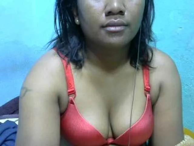mybigass15 on BongaCams