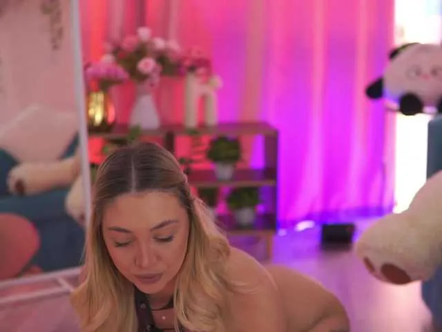 BongaCams NadyaBlue is Freechat NadyaBlue — Blonde hair, juicy ass and ready to show my skills! Fav levels: 11,22,99,111,333.