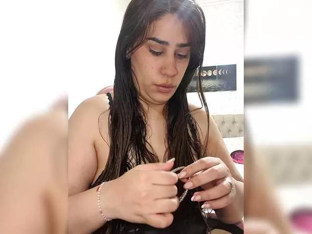 Offline Nahiarabiel on BongaCams