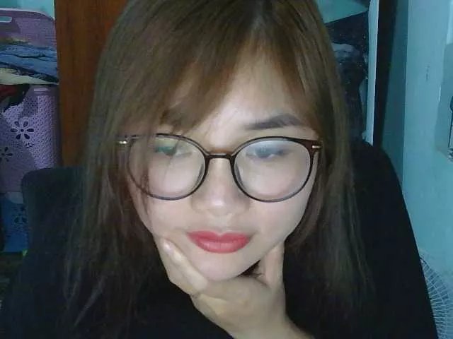 Offline nana7777 on BongaCams
