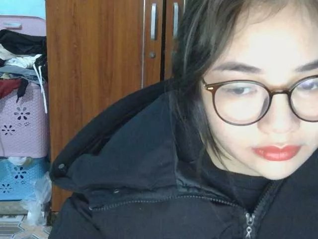 Offline nana7777 on BongaCams