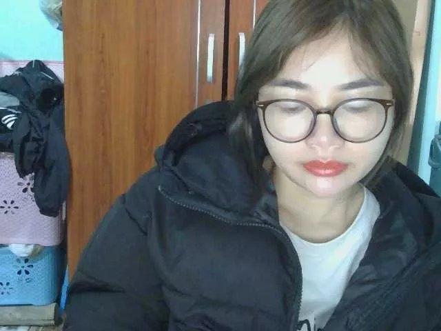 Offline nana7777 on BongaCams