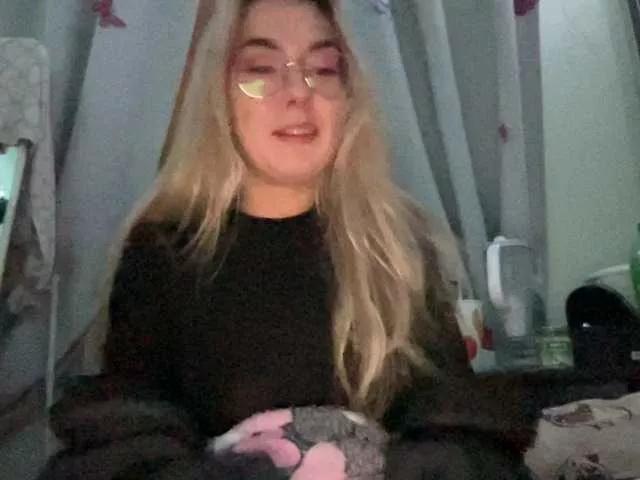 nastusha-3 on BongaCams 