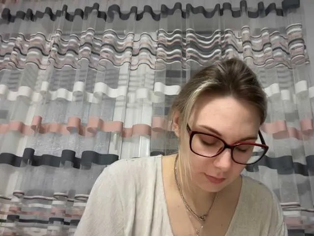 NikesPretty — Hey guys!:) Goal- #Dance #hot #pvt #c2c #fetish #feet #roleplay Tip to add at friendlist and for requests!