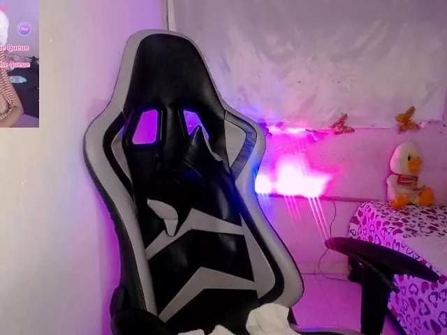 Offline ninatinydoll on BongaCams