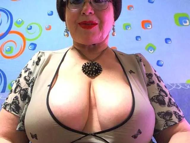 OldKinkyMILF on BongaCams 