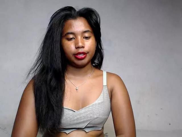 Freechat Pauliemarie on BongaCams