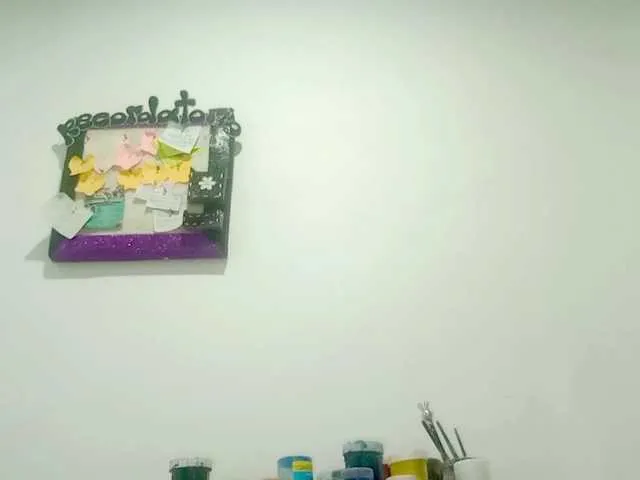 Offline PetiteIvoryqueens on BongaCams