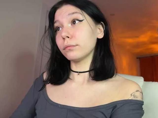 PinkDolly18 on BongaCams 