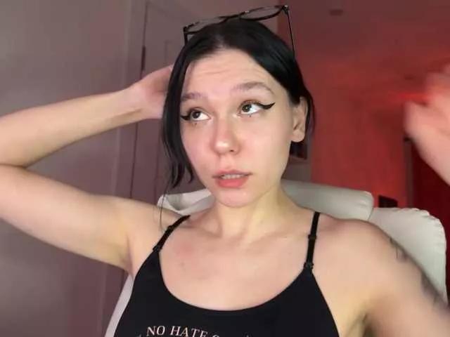 PinkDolly18 on BongaCams 