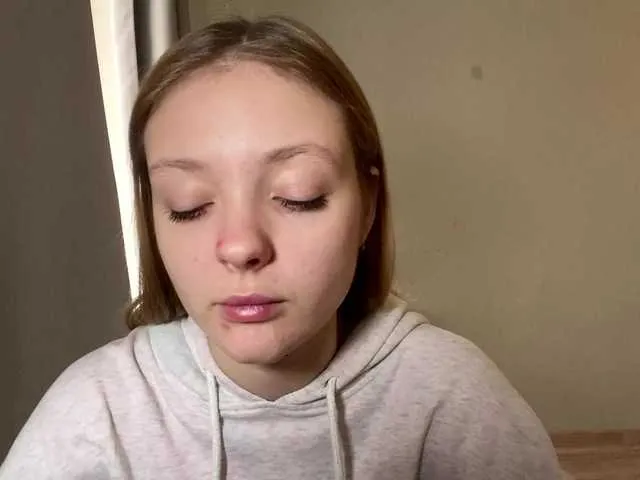 PinkPetal — Shhh MOM at Home | @remain tokens more Strip Dance | check my TIP Menu | Lets CUM together in PVT