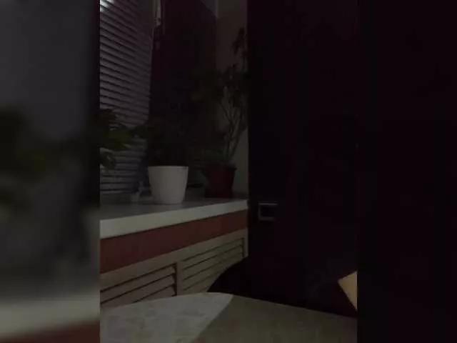 Offline Poli999 on BongaCams