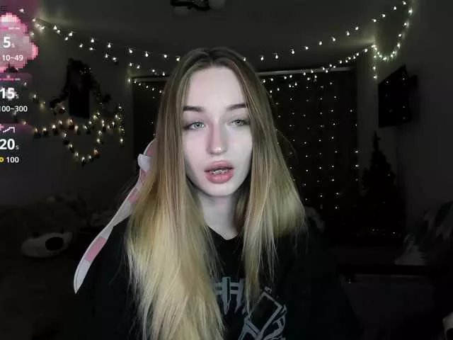 Offline Polikinesis on BongaCams