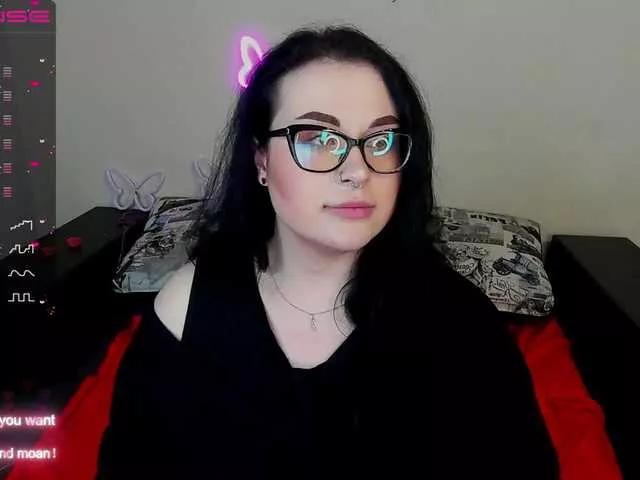 Offline PollyMur on BongaCams