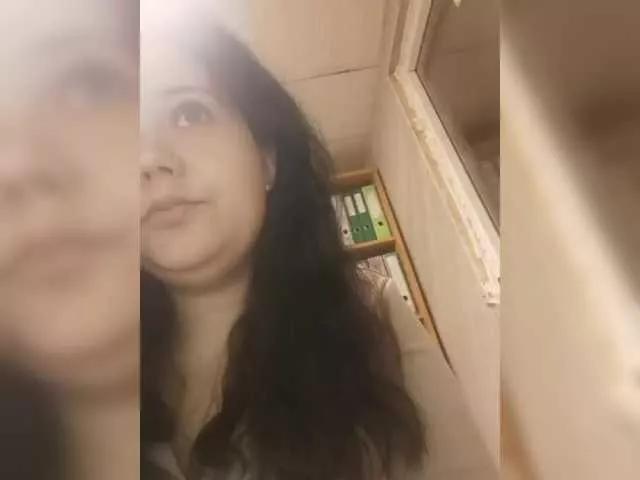 Admire naked model Polyk93 Polyk93 from BongaCams