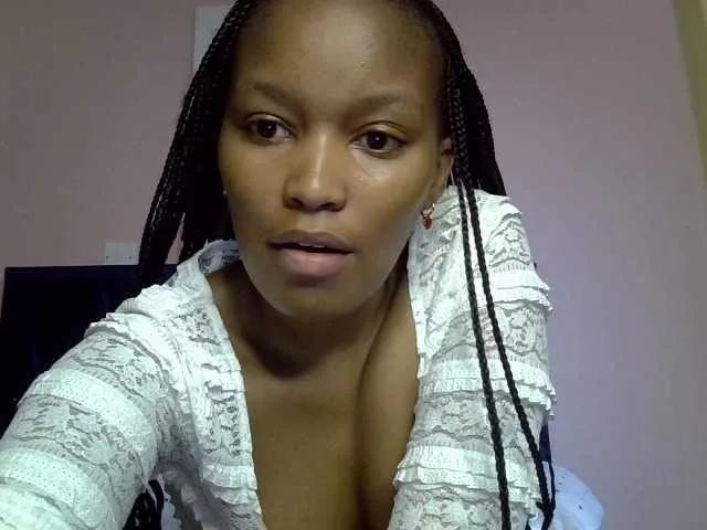PrettyBambi on BongaCams