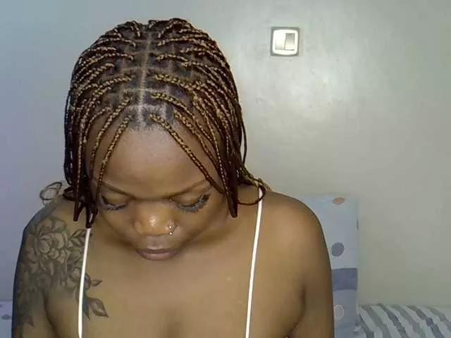 Queen-sasha on BongaCams 