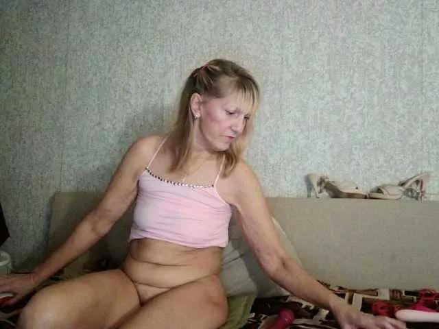 Freechat RachelFame on BongaCams