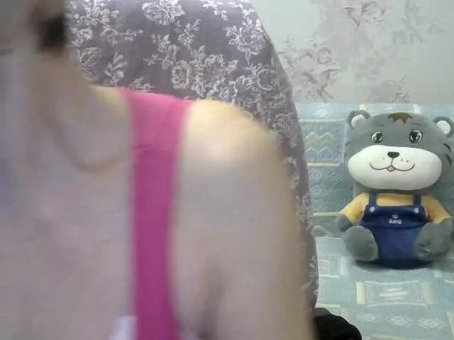 Red-Rose-777 on BongaCams 