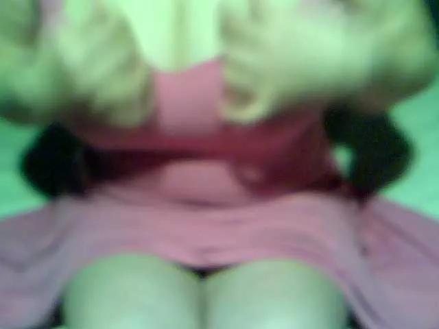 redcherry on BongaCams 