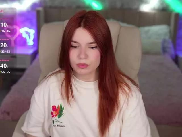 RedShinee on BongaCams 