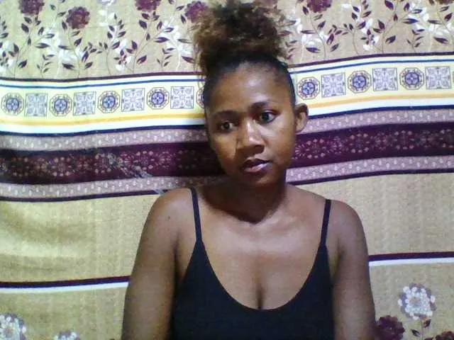 Reliane12 — Freechat on BongaCams