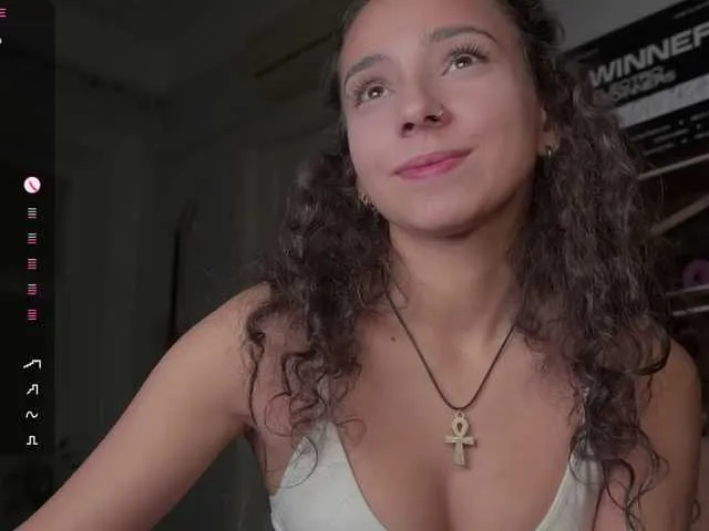 roxieflexie — Nudity at goal