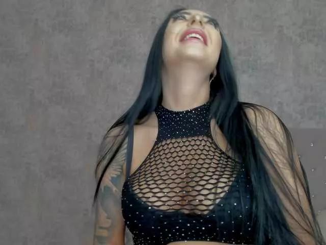 Rubby-Shine on BongaCams 