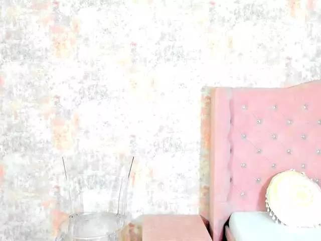 Rubby-Shine on BongaCams 