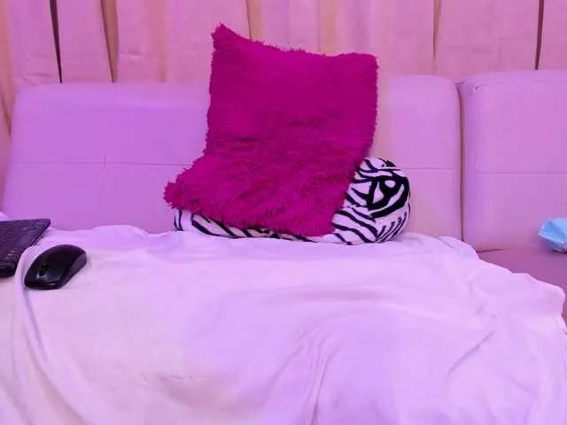 Offline Sabella- on BongaCams