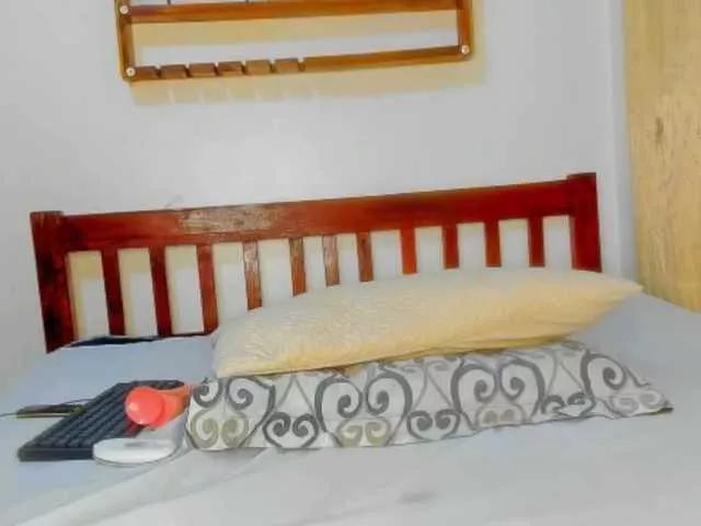 Freechat Sam9338 on BongaCams