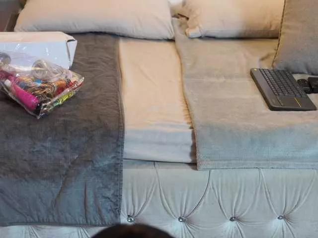 Offline SamaraCollinss on BongaCams