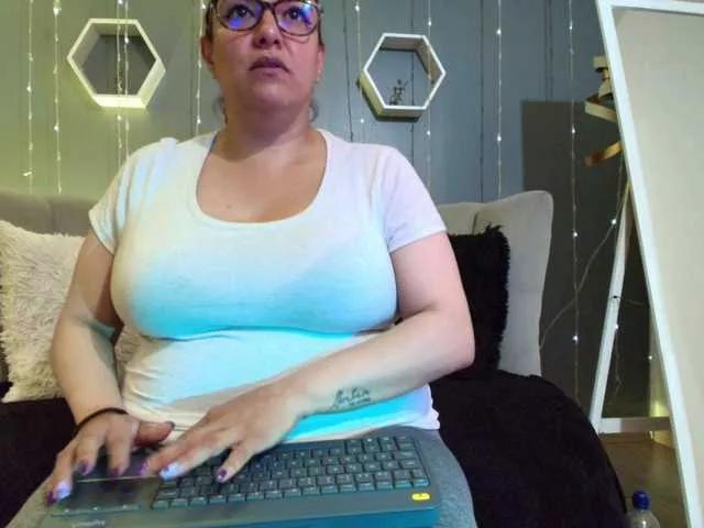 Sammy-owens on BongaCams 