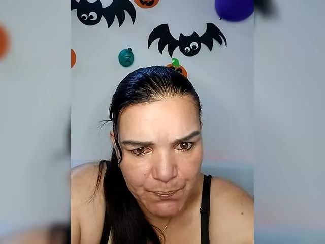 Checkout Santal20251, she wants to masturbate for you Santal20251 from BongaCams